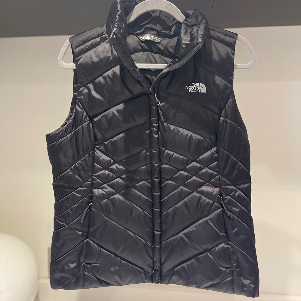 The North Face Puffer 550 Goose Down flatter fit black vest gillet womens Small